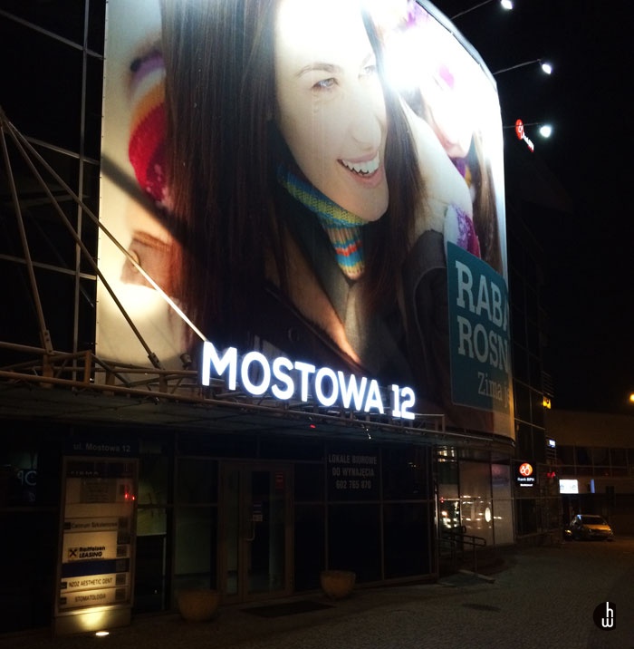 MOSTOWA 12